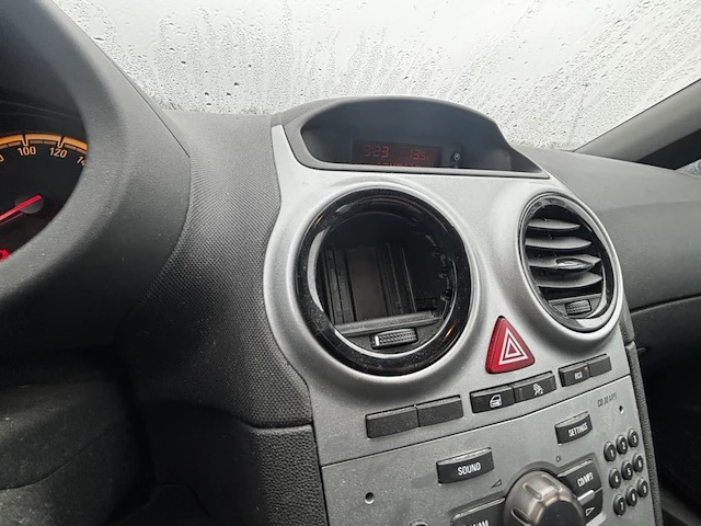Opel corsa 1.3 cdti ecoflex essentia start/stop dpf,2012 - afbeelding 4 van  27