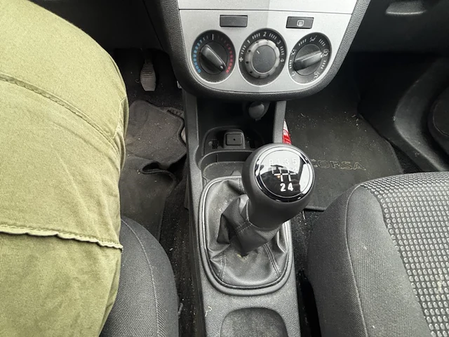 Opel corsa 1.3 cdti ecoflex essentia start/stop dpf,2012 - afbeelding 5 van  27