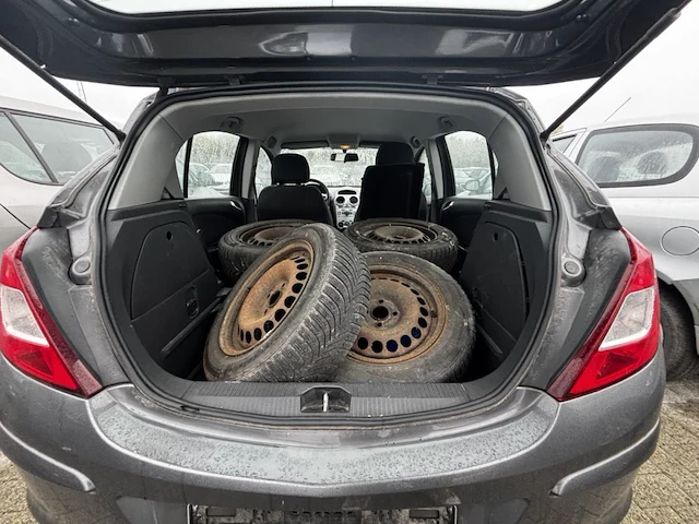 Opel corsa 1.3 cdti ecoflex essentia start/stop dpf,2012 - afbeelding 10 van  27