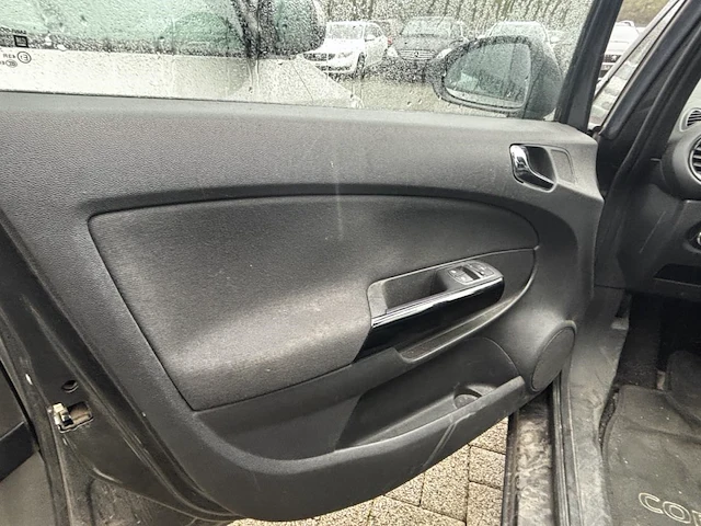 Opel corsa 1.3 cdti ecoflex essentia start/stop dpf,2012 - afbeelding 25 van  27