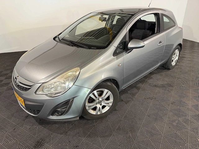 Opel corsa 1.3 cdti ecof.s cos, 19-pvd-9 - afbeelding 1 van  14