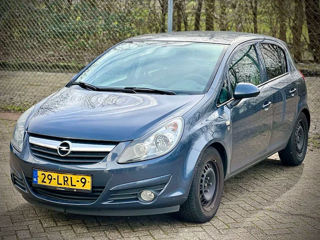 Opel corsa 1.4 16v 111 edition lpg, 29lrl9 - afbeelding 1 van  16