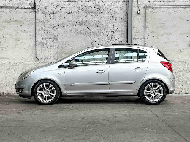 Opel corsa 1.4-16v bns sport 90pk 2007, 70-xh-jk - afbeelding 7 van  40