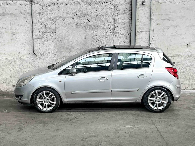 Opel corsa 1.4-16v bns sport 90pk 2007, 70-xh-jk - afbeelding 8 van  40