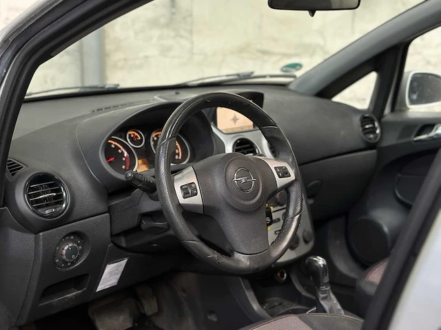 Opel corsa 1.4-16v bns sport 90pk 2007, 70-xh-jk - afbeelding 9 van  40