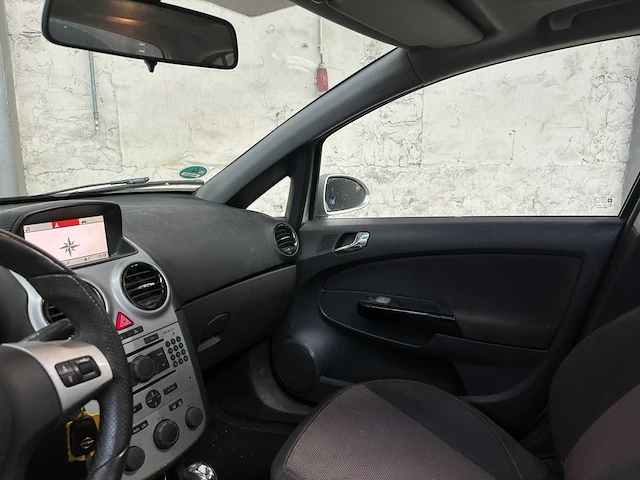 Opel corsa 1.4-16v bns sport 90pk 2007, 70-xh-jk - afbeelding 11 van  40
