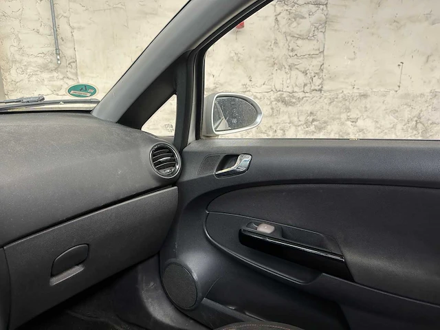 Opel corsa 1.4-16v bns sport 90pk 2007, 70-xh-jk - afbeelding 21 van  40