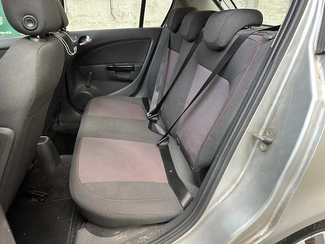 Opel corsa 1.4-16v bns sport 90pk 2007, 70-xh-jk - afbeelding 30 van  40