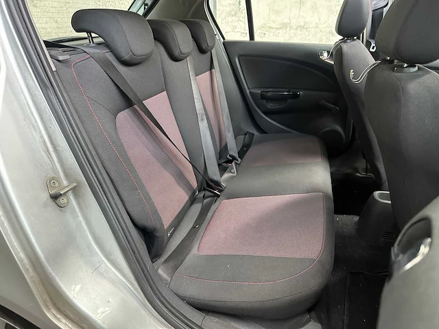 Opel corsa 1.4-16v bns sport 90pk 2007, 70-xh-jk - afbeelding 31 van  40