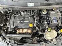 Opel corsa 1.4-16v bns sport 90pk 2007, 70-xh-jk - afbeelding 33 van  40