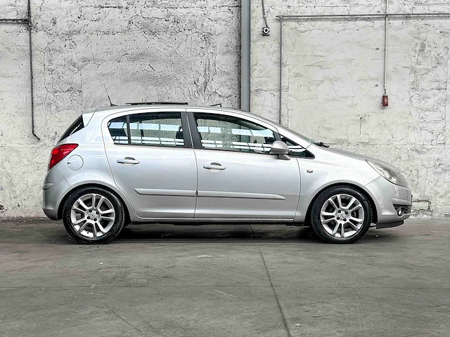Opel corsa 1.4-16v bns sport 90pk 2007, 70-xh-jk - afbeelding 38 van  40