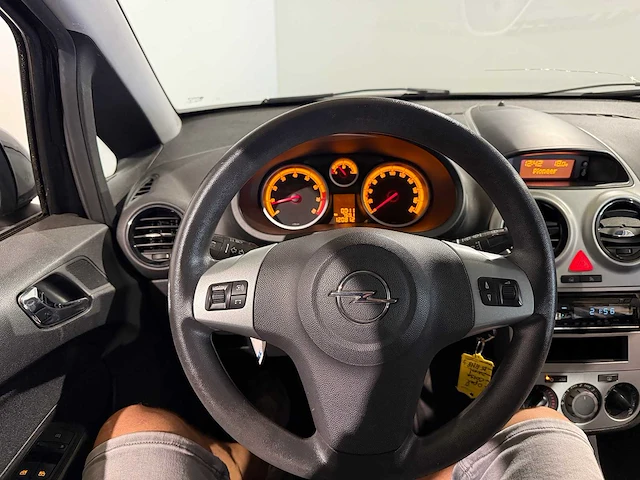 Opel corsa 1.4-16v business, 15-hnr-4 - afbeelding 3 van  15