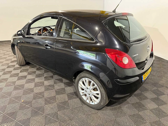Opel corsa 1.4-16v business, 15-hnr-4 - afbeelding 8 van  15