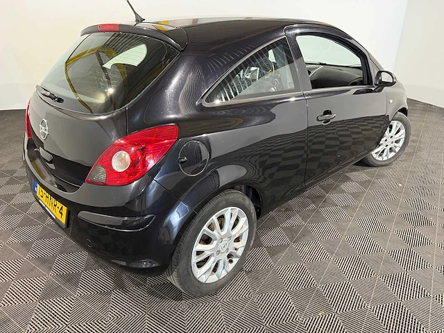 Opel corsa 1.4-16v business, 15-hnr-4 - afbeelding 11 van  15