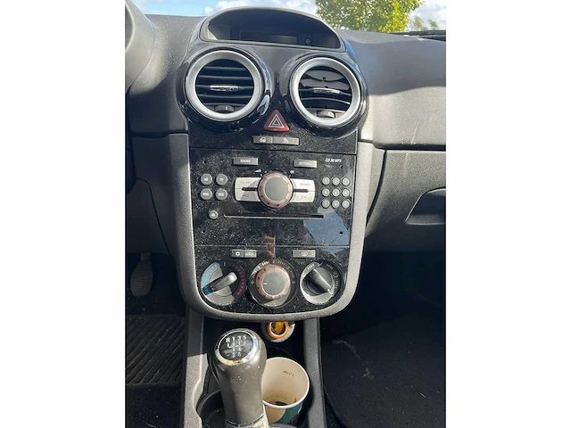 Opel corsa 1.4-16v cosmo 2007 | 91-tz-vk - afbeelding 6 van  8