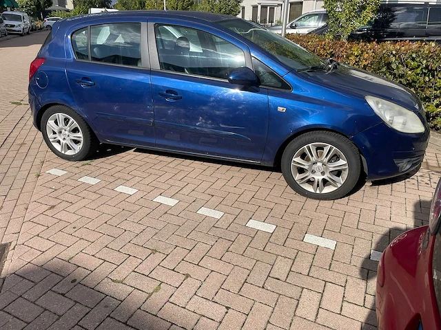 Opel corsa 1.4-16v cosmo 2007 | 91-tz-vk - afbeelding 7 van  8