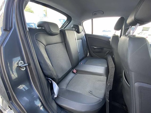 Opel corsa 1.4 16v cosmo 2010 | 46-nlg-5 - afbeelding 22 van  32