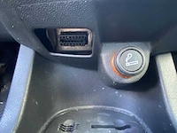 Opel corsa 1.4 16v cosmo 2010 | 46-nlg-5 - afbeelding 17 van  32