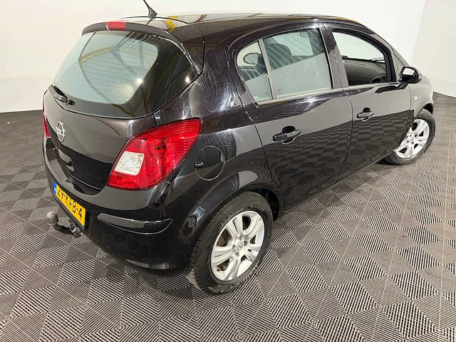 Opel corsa 1.4-16v edition, 29-kfb-4 - afbeelding 9 van  13