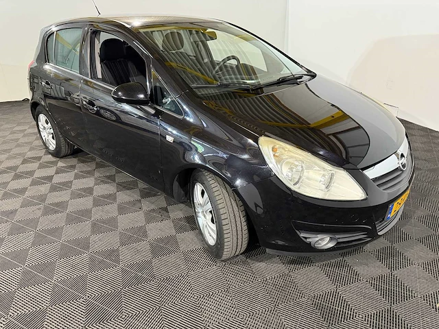 Opel corsa 1.4-16v edition, 29-kfb-4 - afbeelding 10 van  13