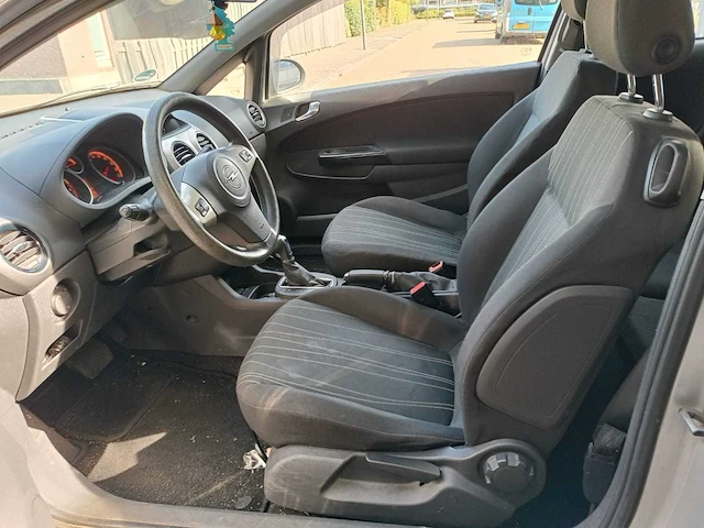 Opel corsa 1.4-16v enjoy , 12-zf-gf - afbeelding 3 van  16
