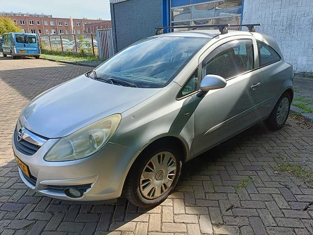 Opel corsa 1.4-16v enjoy , 12-zf-gf - afbeelding 1 van  16