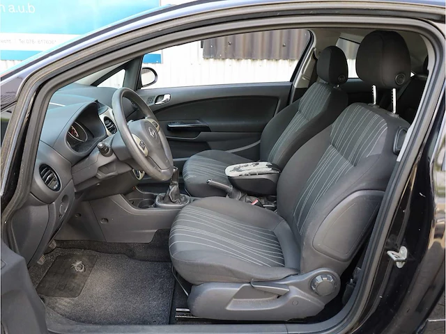 Opel corsa 1.4-16v enjoy 2008, 41-zd-kp - afbeelding 3 van  29