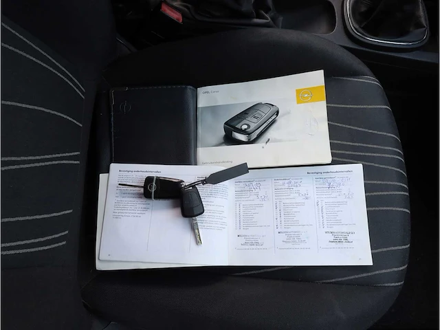 Opel corsa 1.4-16v enjoy 2008, 41-zd-kp - afbeelding 10 van  29