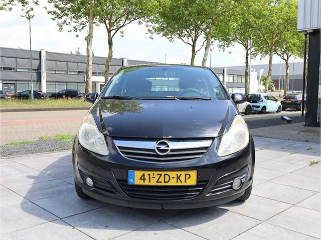 Opel corsa 1.4-16v enjoy 2008, 41-zd-kp - afbeelding 28 van  29