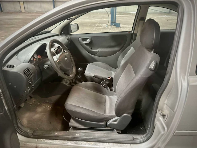 Opel corsa 1.4 16v silverline, 98-sl-xr - afbeelding 9 van  13