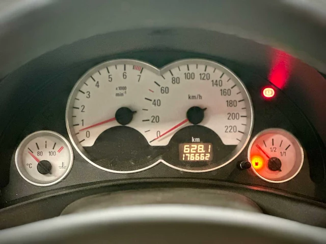 Opel corsa 1.4 16v silverline, 98-sl-xr - afbeelding 5 van  13