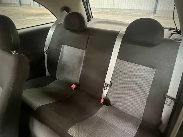 Opel corsa 1.4 16v silverline, 98-sl-xr - afbeelding 12 van  13