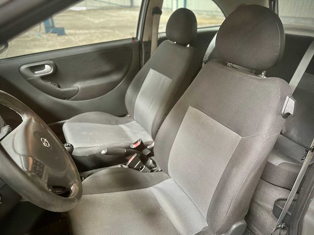 Opel corsa 1.4 16v silverline, 98-sl-xr - afbeelding 11 van  13