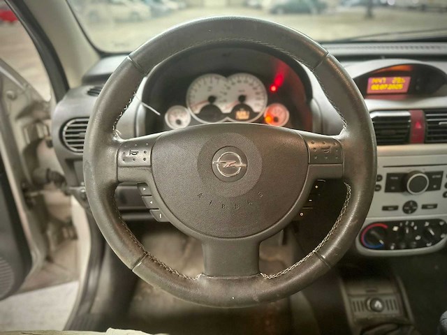 Opel corsa 1.4 16v silverline, 98-sl-xr - afbeelding 13 van  13