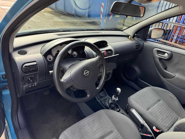 Opel corsa 1.4 16v sport, 38-js-xt - afbeelding 3 van  13