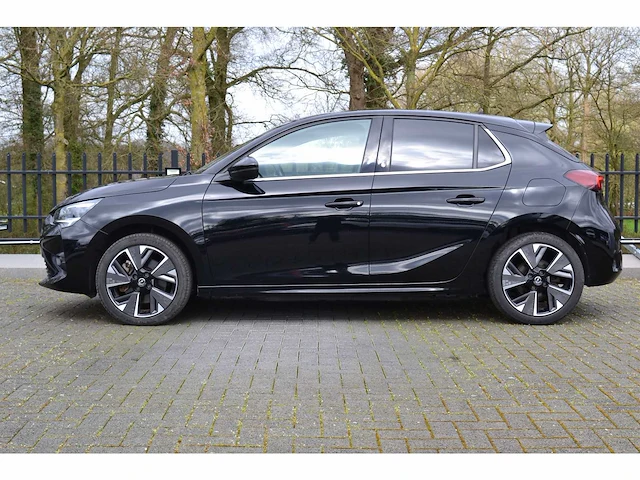 Opel corsa-e ultimate 1-fase - personenauto - afbeelding 15 van  19