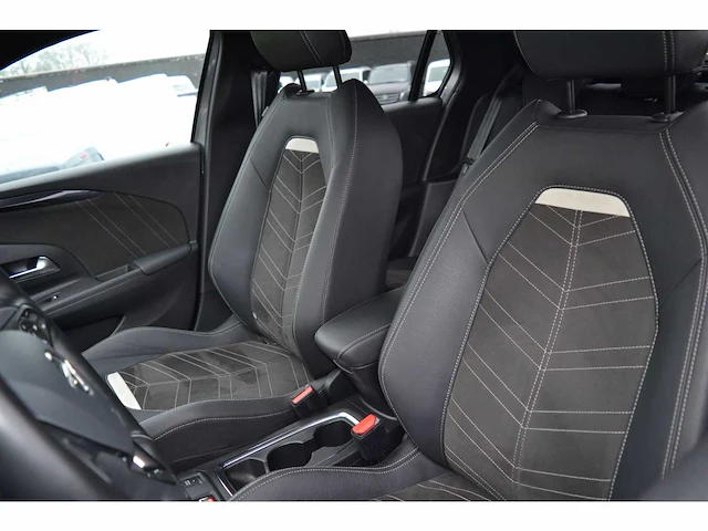 Opel corsa-e ultimate 1-fase - personenauto - afbeelding 8 van  28