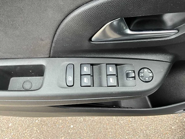 Opel corsa-e ultimate 1-fase - personenauto - afbeelding 11 van  28