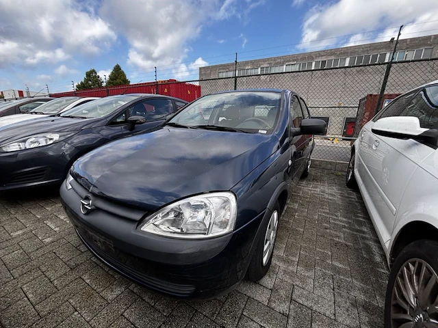 Opel corsa,2002 - afbeelding 1 van  36