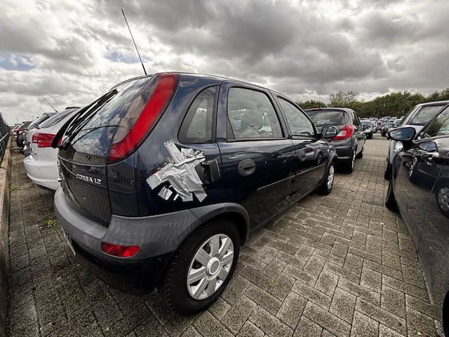 Opel corsa,2002 - afbeelding 31 van  36