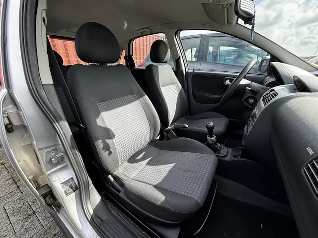 Opel corsa,2005 - afbeelding 13 van  38