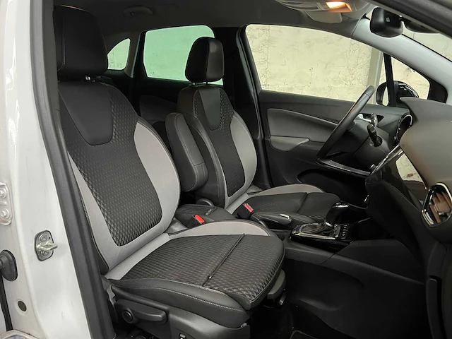 Opel crossland x 1.5 cdti innovation 120pk 2019, zs-745-j - afbeelding 31 van  44
