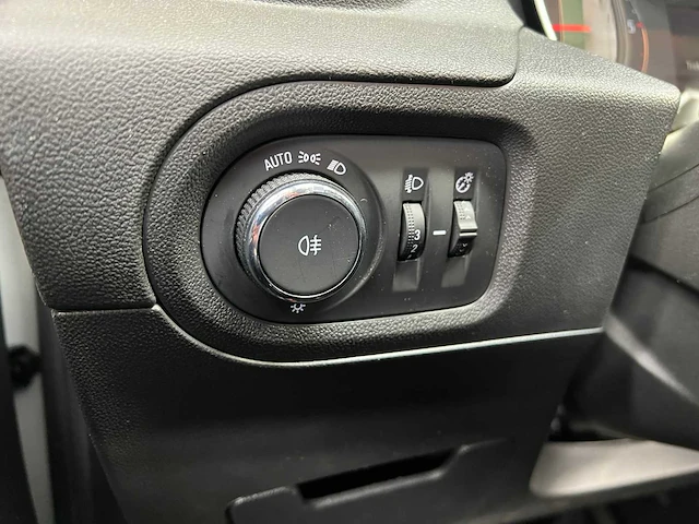 Opel grandland x 1.5 cdti business executive 131pk 2019 -orig. nl-, xs-181-b - afbeelding 37 van  58