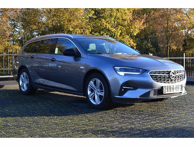 Opel insignia 1.5 cdti elegance sports tourer - personenauto - afbeelding 12 van  24
