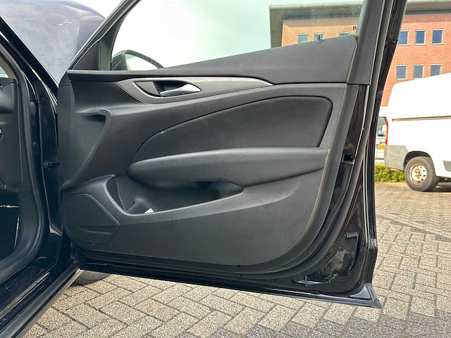Opel insignia sports tourer 1.6 cdti business executive 136pk 2019, k-216-zv - afbeelding 28 van  38