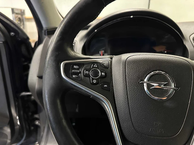Opel insignia sports tourer 2.0 t cosmo 4x4 j-352-lx - afbeelding 13 van  21