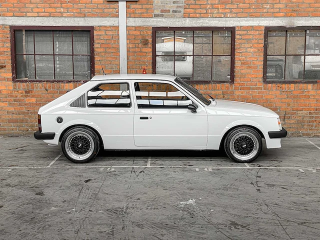 Opel kadett d 1.3s sr (2.0 v8) 140pk 1981, hf-54-sp - afbeelding 4 van  31