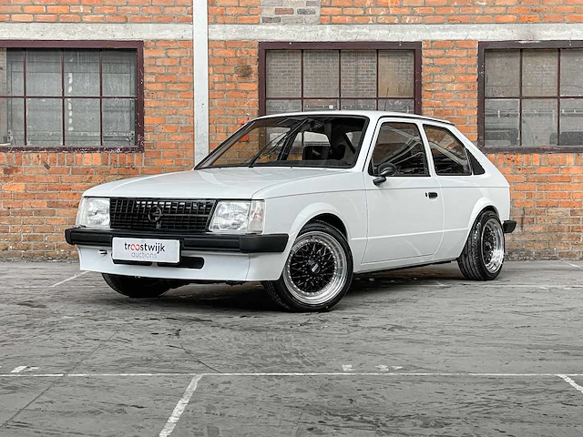 Opel kadett d 1.3s sr (2.0 v8) 140pk 1981, hf-54-sp - afbeelding 1 van  31