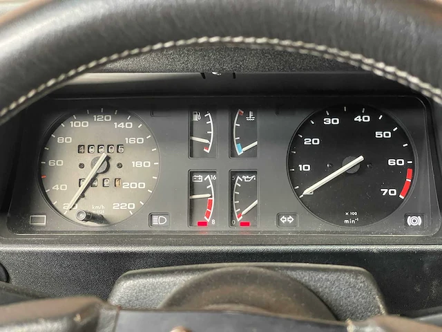 Opel kadett d 1.3s sr (2.0 v8) 140pk 1981, hf-54-sp - afbeelding 18 van  31