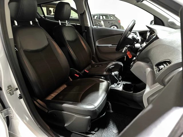 Opel karl 1.0 ecofl innovation 75pk 2016, kd-023-z - afbeelding 31 van  41